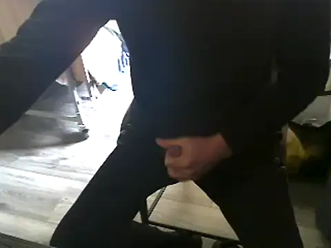 hornyman18cm39 online show from March 2026 01:05:01 PM