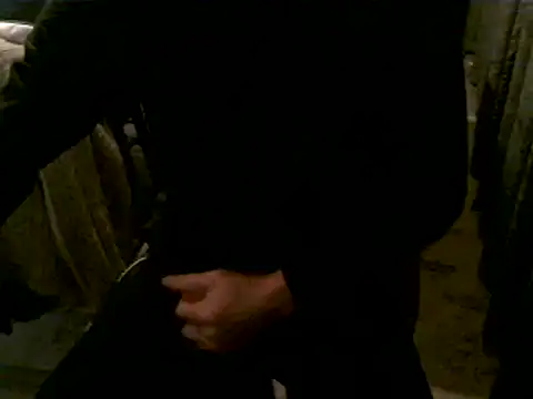 Snapshot of hornyman18cm39 chatting on January 2025 11:37:01 AM hornyman18cm39 online show from January 2025 11:37:01 AM