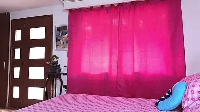 tatiana big ass boobs online show from April 2026 01:04:01 PM