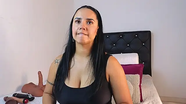 tatiana big ass boobs online show from October 2025 08:05:01 PM