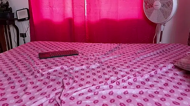 tatiana big ass boobs online show from June 2026 06:57:01 PM