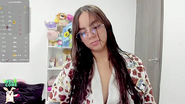 Snapshot of Valery7rose_ chatting on July 2026 03:53:01 PM Valery7rose online show from July 2026 03:53:01 PM