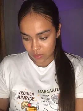 JuanaSimons online show from November 2025 01:52:02 AM