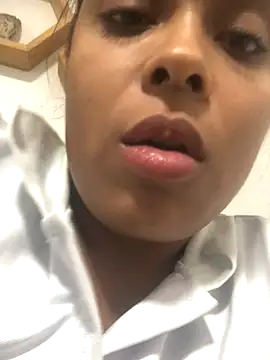 JuanaSimons online show from October 2025 02:04:01 AM