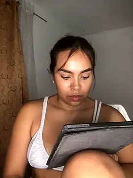 JuanaSimons online show from September 2025 01:02:01 AM