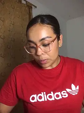 JuanaSimons online show from December 2025 01:08:02 AM