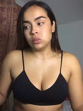 JuanaSimons online show from May 2026 01:44:01 AM