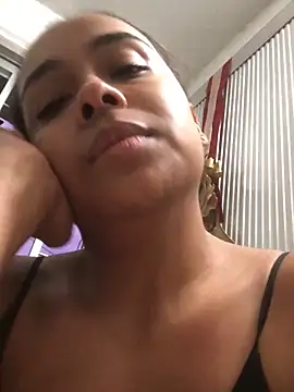 JuanaSimons online show from December 2025 11:05:02 PM