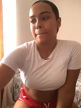 JuanaSimons online show from October 2025 06:30:02 PM