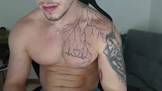 Snapshot of Angel_bran chatting on December 2025 07:08:02 PM Angel bran online show from December 2025 07:08:02 PM