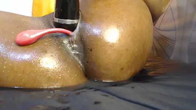 Candiey001 online show from January 2025 03:58:02 AM