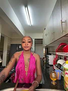 Candiey001 online show from July 2026 01:39:01 PM