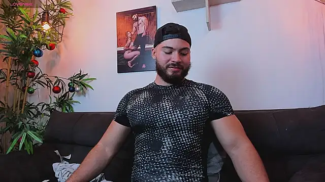 SebastianVilla  online show from March 2026 11:06:02 PM