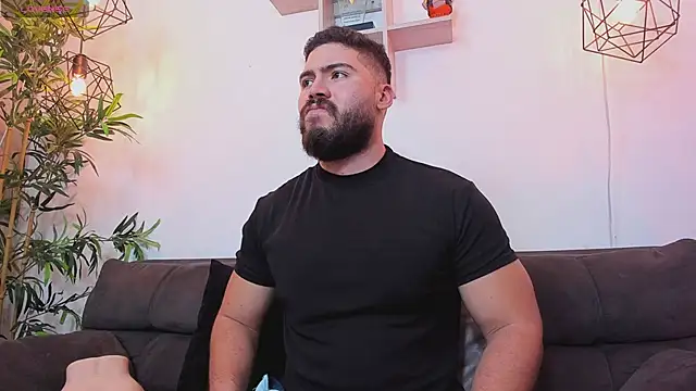 SebastianVilla  online show from May 2026 08:15:02 PM