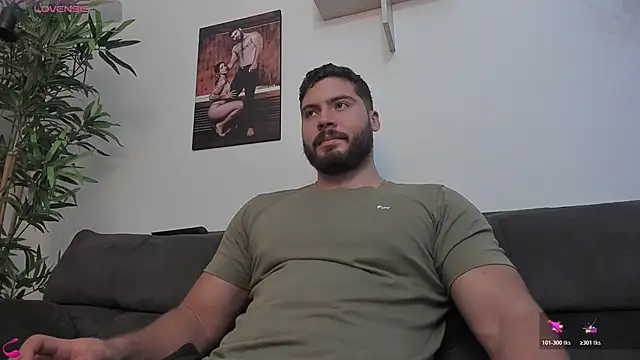 SebastianVilla  online show from November 2025 09:08:02 PM