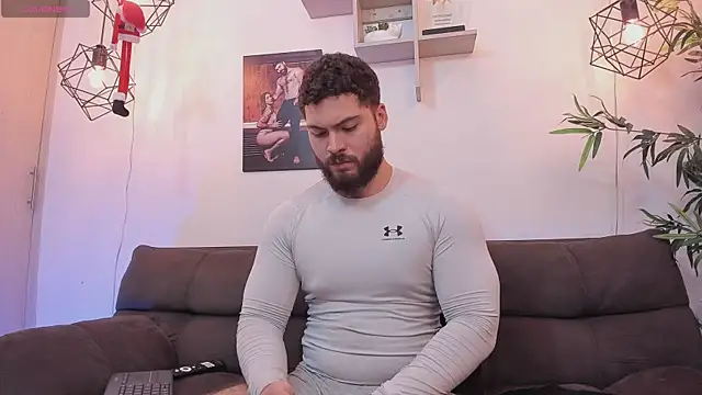 SebastianVilla  online show from January 2026 10:58:02 PM