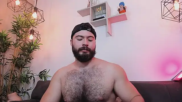 SebastianVilla  online show from May 2026 07:32:02 PM