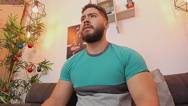 SebastianVilla  online show from April 2026 10:16:01 PM