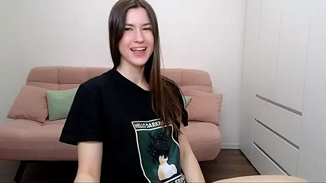 Snapshot of AliciaNewell chatting on February 2025 08:58:01 AM AliciaNewell online show from February 2025 08:58:01 AM