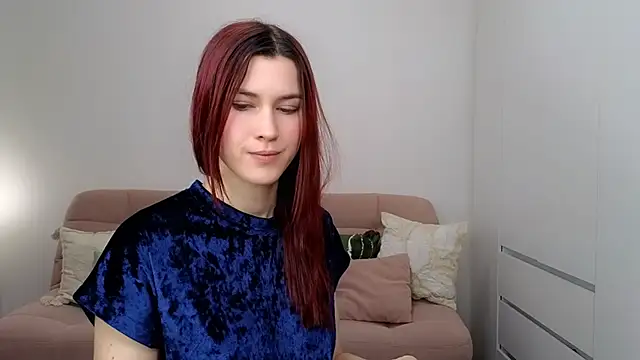 AliciaNewell online show from October 2025 08:37:01 AM