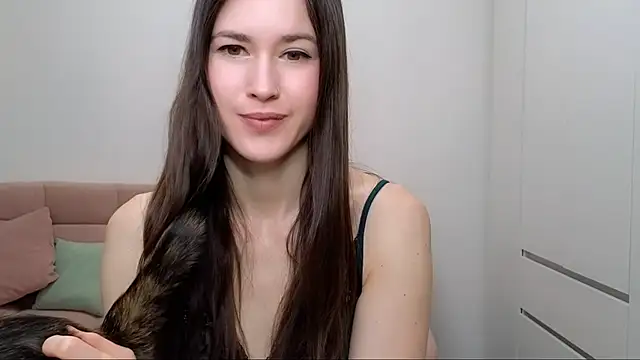 Snapshot of AliciaNewell chatting on February 2025 10:56:02 AM AliciaNewell online show from February 2025 10:56:02 AM