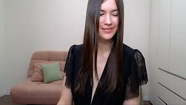Snapshot of AliciaNewell chatting on March 2025 02:21:02 PM AliciaNewell online show from March 2025 02:21:02 PM