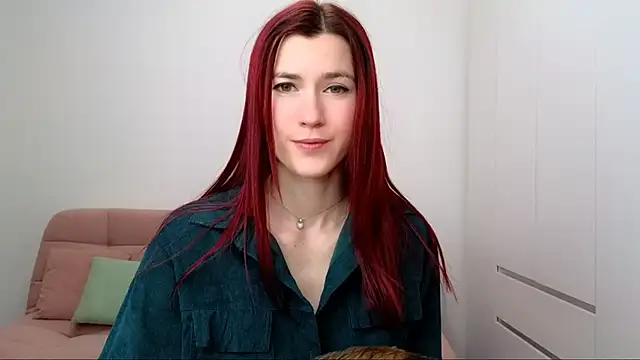 Snapshot of AliciaNewell chatting on September 2025 05:32:02 AM AliciaNewell online show from September 2025 05:32:02 AM
