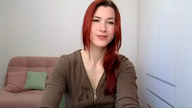 Snapshot of AliciaNewell chatting on September 2025 06:53:01 AM AliciaNewell online show from September 2025 06:53:01 AM
