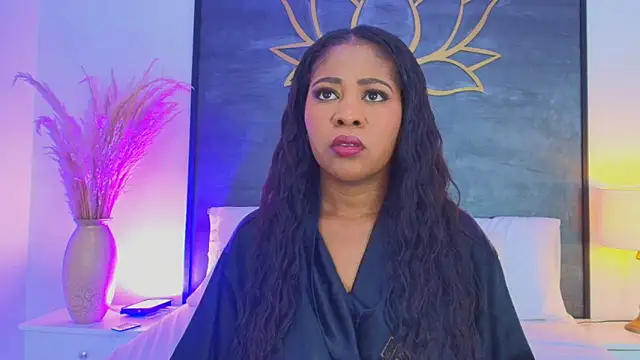 AlisonTravis online show from December 2025 08:41:02 PM