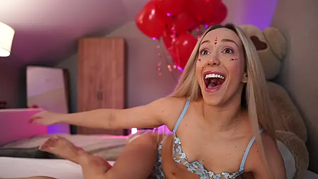 VikkiLustfull online show from February 2026 07:19:02 AM