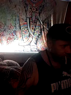 Hippiep online show from November 2025 01:12:01 AM