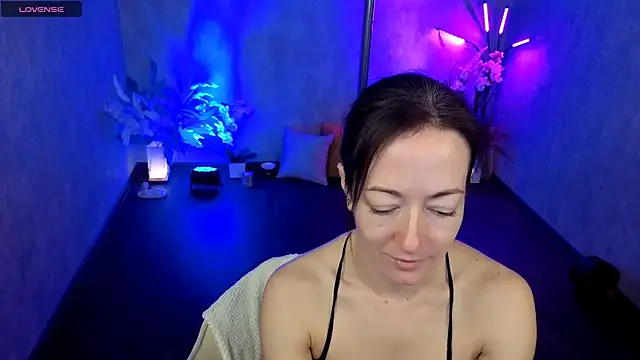 kimberlyray777 online show from May 2026 06:07:02 AM