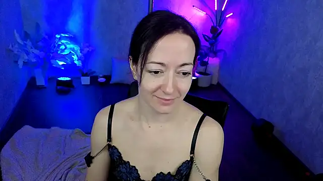 kimberlyray777 online show from February 2026 04:39:02 PM