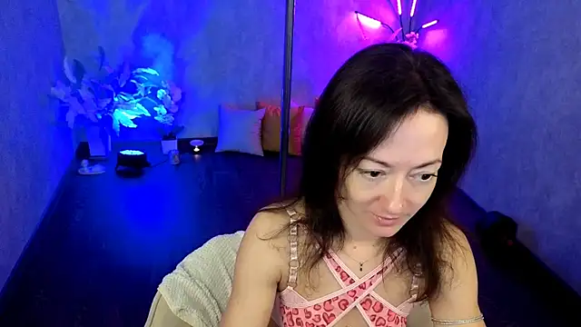 kimberlyray777 online show from June 2026 04:41:02 AM