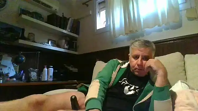 parejamlga58 online show from December 2024 02:58:02 PM