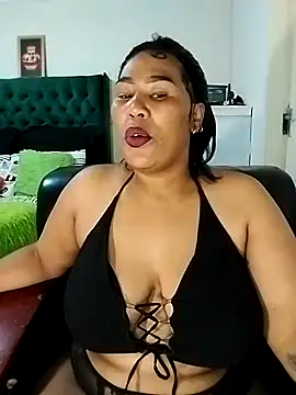 Snapshot of KINKYTEE20 chatting on December 2025 07:57:02 PM KINKYTEE20 online show from December 2025 07:57:02 PM