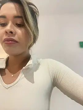 Emilia Bakerr online show from February 2025 06:15:02 PM