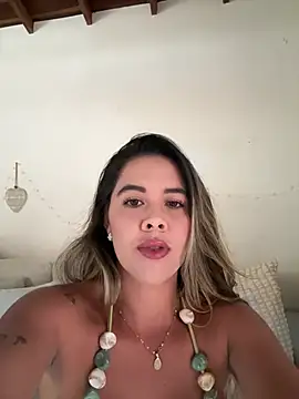 Emilia Bakerr online show from February 2026 07:03:02 PM