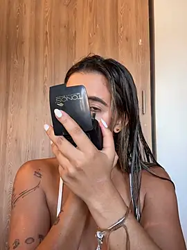 Snapshot of Emilia_Bakerr chatting on June 2026 08:14:02 PM Emilia Bakerr online show from June 2026 08:14:02 PM