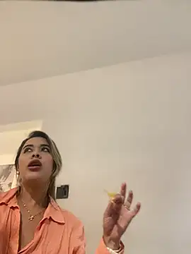 Emilia Bakerr online show from February 2025 06:37:02 PM