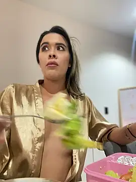 Emilia Bakerr online show from March 2025 06:19:02 PM