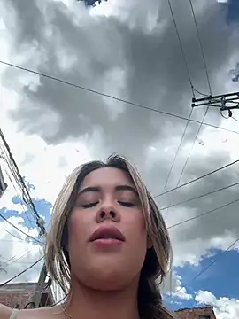 Emilia Bakerr online show from June 2026 07:02:01 PM
