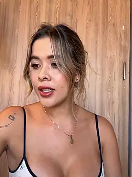 Emilia Bakerr online show from July 2026 07:58:01 PM