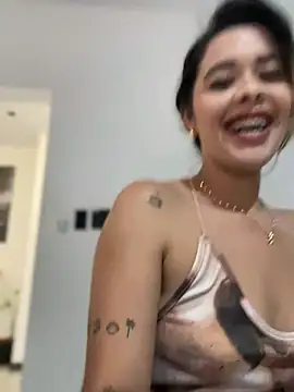 Emilia Bakerr online show from February 2025 06:30:01 PM