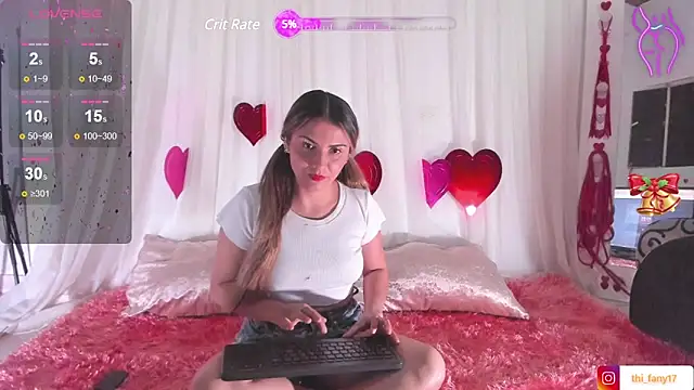 Snapshot of thifany_17 chatting on February 2025 02:05:02 PM thifany 17 online show from February 2025 02:05:02 PM