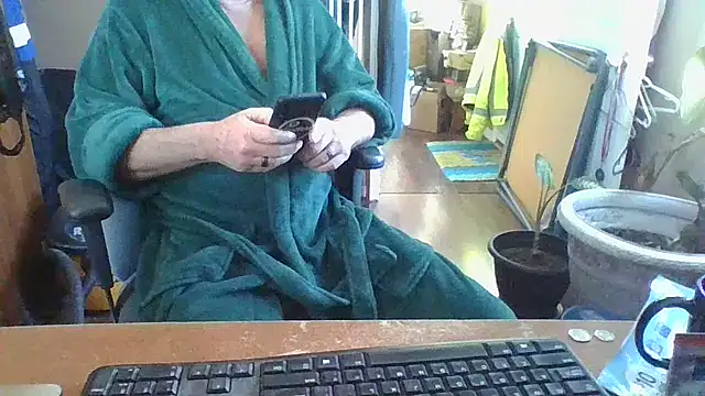 Daremeknot online show from February 2025 03:18:01 PM