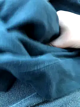 Dut421xh online show from November 2025 09:30:01 PM