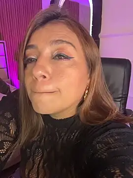 MrsFoucher online show from April 2026 04:14:02 AM