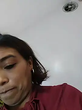 Snapshot of MrsFoucher chatting on July 2026 12:24:02 AM MrsFoucher online show from July 2026 12:24:02 AM