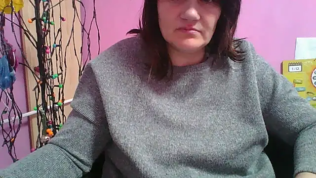 Snapshot of Lucinka1 chatting on March 2025 06:11:02 PM Lucinka1 online show from March 2025 06:11:02 PM